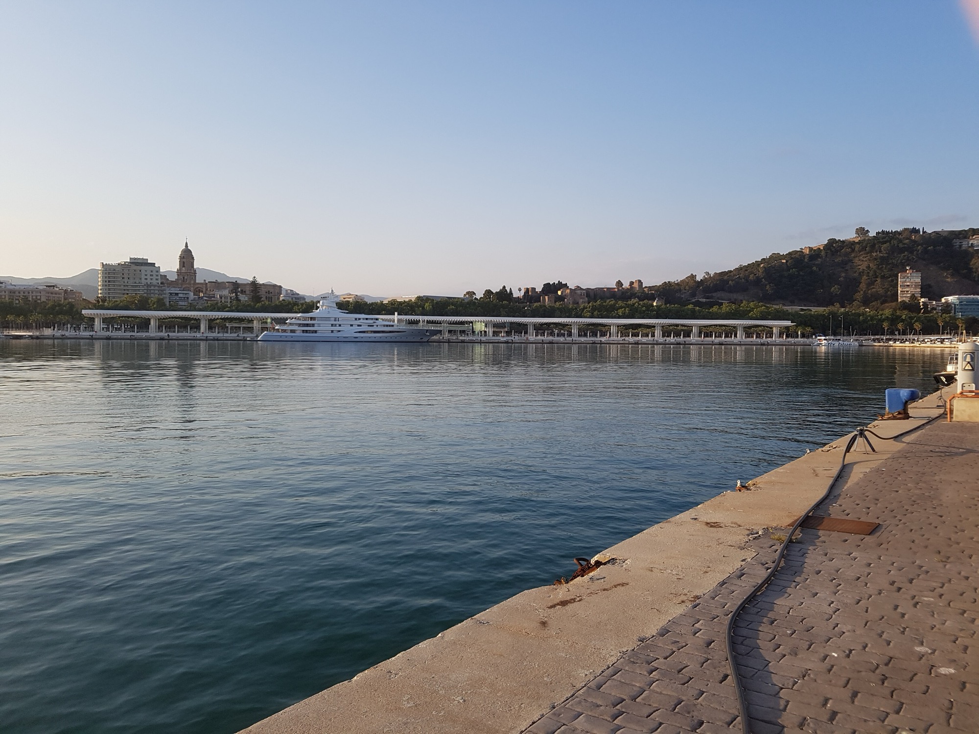 Muelle Uno - Promenade am Kreuzfahrthafen Málaga